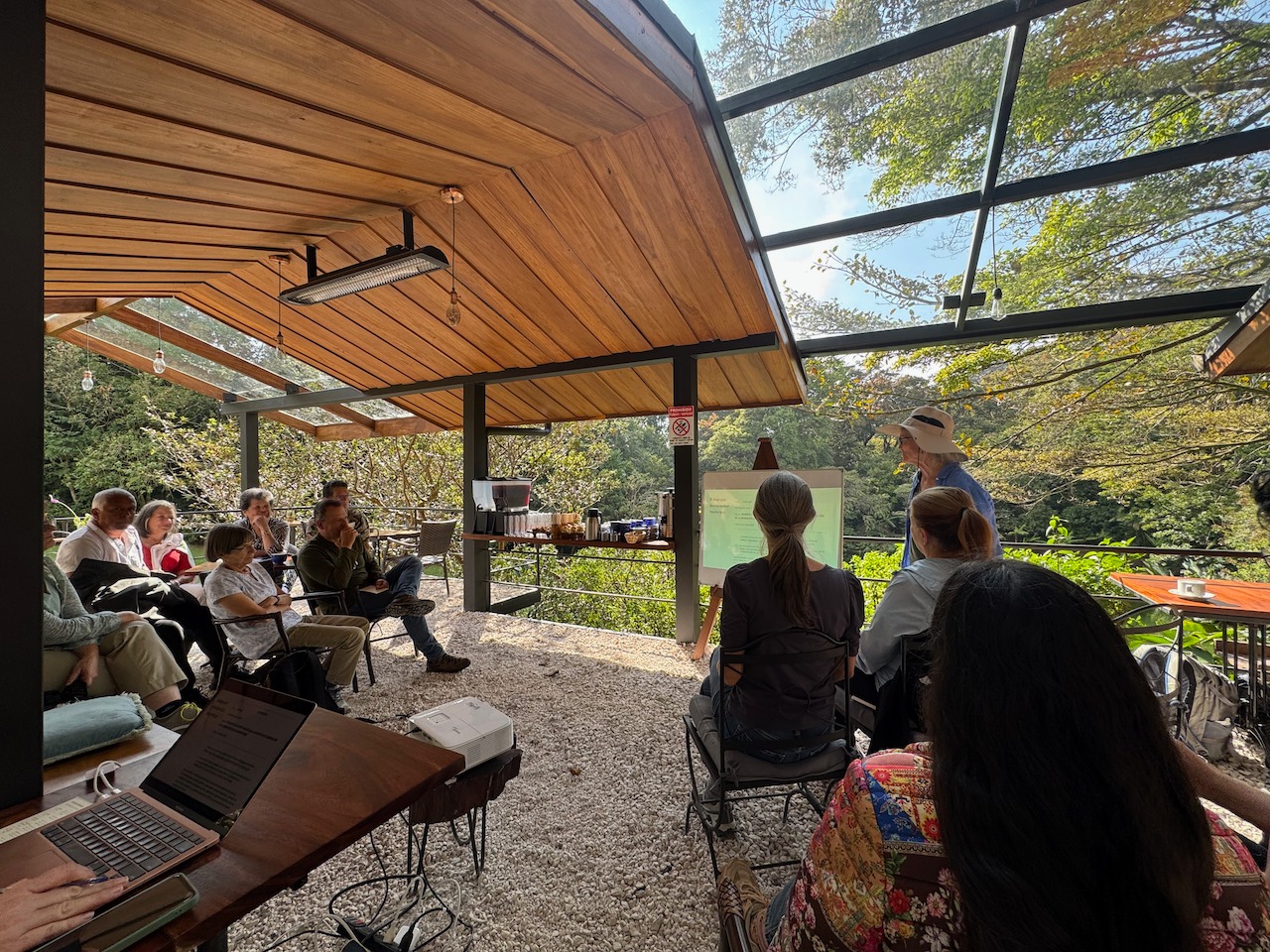 Reunion comunidad Belmar 