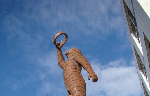 mirar el cielo- escultura